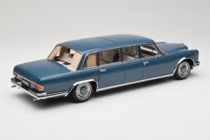 Mercedes 600 Pullman W100 Blauw NZG 1:18 B66040707 Metaal — afbeelding 3 van 8