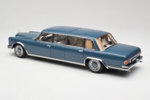 Mercedes 600 Pullman W100 Blauw NZG 1:18 B66040707 Metaal — afbeelding 7 van 8