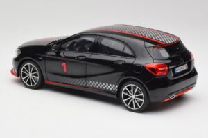Mercedes A-Class W176 AMG Zwart Norev 1:18 183596 Metaal — afbeelding 7 van 8