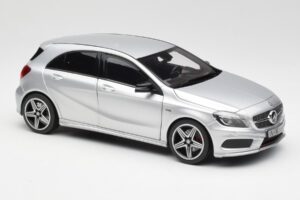 Mercedes A-Class W176 Polar Zilver Norev 1:18 B66960139 Metaal — afbeelding 6 van 8