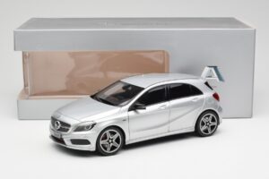 Mercedes A-Class W176 Polar Zilver Norev 1:18 B66960139 Metaal — afbeelding 8 van 8