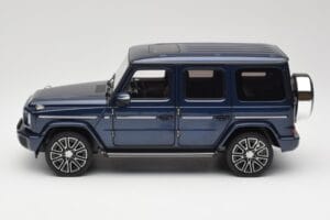 Mercedes AMG G 63 L W465 Donkerblauw Norev 1:18 B66960663 Metaal — afbeelding 4 van 8