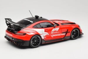 Mercedes AMG GT C190 Black Series Safety Car F1 2024 Minichamps 1:18 110032090 Metaal — afbeelding 3 van 8