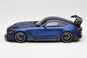 Mercedes AMG GT C190 Black Series Spectral Blue Magno Minichamps 1:18 155032021 Metaal — afbeelding 3 van 6