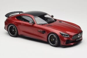 Mercedes AMG GT R C190 Jupiter Red Metallic Minichamps 1:18 155036027 Metaal — afbeelding 4 van 6