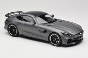 Mercedes AMG GT R C190 Mat Grijs Metallic Minichamps 1:18 155036026 Metaal — afbeelding 4 van 6
