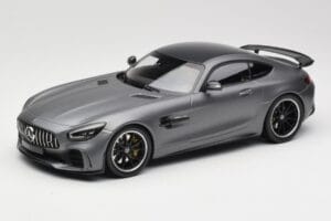 Mercedes AMG GT R C190 Mat Grijs Metallic Minichamps 1:18 155036026 Metaal