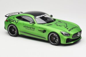 Mercedes AMG GT R C190 Ringtaxi Minichamps 1:18 155036091 Metaal — afbeelding 4 van 6