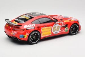 Mercedes AMG GT R C190 Roségoud Minichamps 1:18 155036024 Metaal — afbeelding 2 van 6