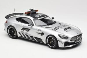 Mercedes AMG GT R C190 Safety Car F1 2019 Minichamps 1:18 155036090 Metaal — afbeelding 4 van 6
