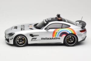 Mercedes AMG GT R C190 Safety Car F1 2020 Minichamps 1:18 155036092 Metaal — afbeelding 3 van 6