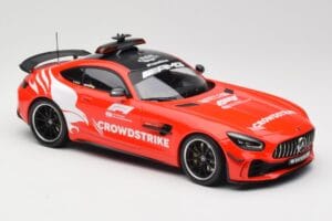 Mercedes AMG GT R C190 Safety Car F1 2021 Minichamps 1:18 155036095 Metaal — afbeelding 4 van 6
