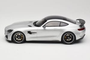 Mercedes AMG GT R C190 Zilver Minichamps 1:18 155036025 Metaal — afbeelding 3 van 6