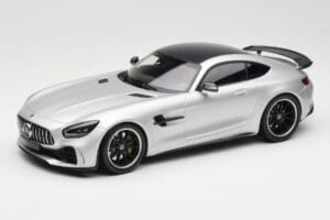 Mercedes AMG GT R C190 Zilver Minichamps 1:18 155036025 Metaal