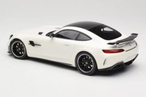 Mercedes AMG GT R C190 Wit Metallic Minichamps 1:18 155036028 Metaal — afbeelding 5 van 6