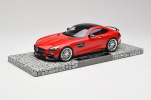 Mercedes Brabus AMG GT S C190 600 Mars Rood Minichamps 1:18 107032521 Metaal