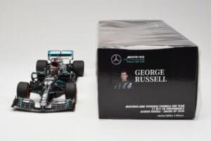 Mercedes AMG Petronas W11 #63 G. Russell Sakhir GP 2020 Minichamps 1:18 110201663 Metaal — afbeelding 6 van 6