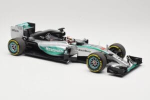 Mercedes AMG Petronas W06 Hybrid #44 L. Hamilton F1 World Champion 2015 Minichamps 1:18 186150044 Metaal — afbeelding 4 van 6