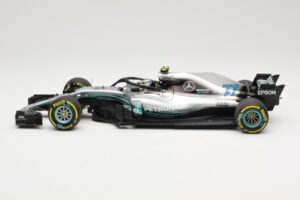 Mercedes AMG Petronas W09 #77 V. Bottas F1 2018 Minichamps 1:18 110180077 Metaal — afbeelding 3 van 6
