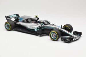 Mercedes AMG Petronas W09 #77 V. Bottas F1 2018 Minichamps 1:18 110180077 Metaal — afbeelding 4 van 6