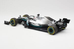 Mercedes AMG Petronas W10 #44 L. Hamilton F1 World Champion 2019 Minichamps 1:18 110190044 Metaal — afbeelding 5 van 6