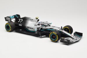 Mercedes AMG Petronas W10 #77 V. Bottas Winner USA GP 2019 Minichamps 1:18 110191877 Metaal — afbeelding 4 van 6