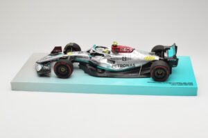 Mercedes AMG Petronas W13 E Performance #44 L. Hamilton 2022 Minichamps 1:18 113220044 Metaal