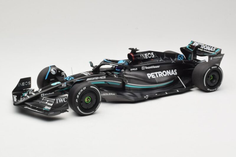 Mercedes AMG Petronas W14 E Performance #63 G. Russell Australian GP 2023 Minichamps 1:18 110230363 Metaal