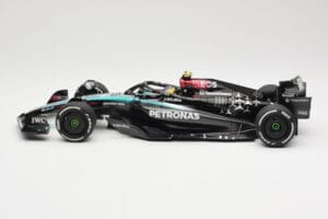 Mercedes AMG Petronas W15 E Performance #44 L. Hamilton 2024 Minichamps 1:18 110240144 Metaal — afbeelding 5 van 6
