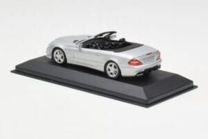 Mercedes AMG SL63 R230 Zilver Wheels Type 2 Minichamps 1:43 SL63001 Metaal — afbeelding 3 van 4