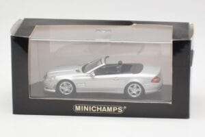 Mercedes AMG SL63 R230 Zilver Wheels Type 2 Minichamps 1:43 SL63001 Metaal — afbeelding 4 van 4