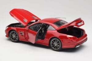 Mercedes AMG SL 63 R231 Rood Maisto 1:18 36199 Metaal — afbeelding 5 van 8