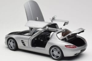 Mercedes AMG SLS C197 Grey Metallic Minichamps 1:18 100039025 Metaal — afbeelding 5 van 8