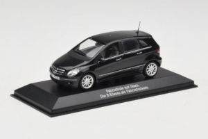 Mercedes B-Class W245 Rijschool Zwart Minichamps 1:43 MB005 Metaal — afbeelding 2 van 4