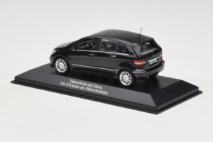 Mercedes B-Class W245 Rijschool Zwart Minichamps 1:43 MB005 Metaal — afbeelding 3 van 4