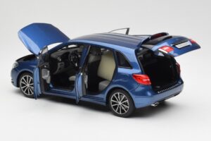 Mercedes B-Class W246 Lotus Blauw Metallic Norev 1:18 B66961410 Metaal — afbeelding 5 van 8