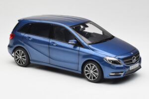 Mercedes B-Class W246 Lotus Blauw Metallic Norev 1:18 B66961410 Metaal — afbeelding 6 van 8