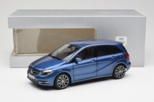 Mercedes B-Class W246 Lotus Blauw Metallic Norev 1:18 B66961410 Metaal — afbeelding 8 van 8
