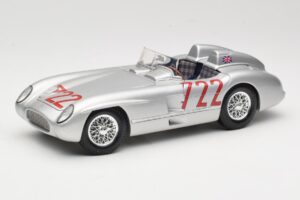 Mercedes 300 SLR W196S #722 S. Moss / D. Jenkinson Mille Miglia Winner 1955 Maisto 1:18 536887 Metaal