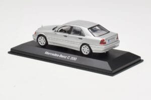 Mercedes C 200 W202 Iridium Silver Minichamps 1:43 B66040488 Metaal — afbeelding 3 van 4