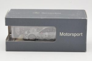 Mercedes C-Class C204 DTM #7 P. di Resta DTM 2010 Minichamps 1:43 B66961413 Metaal — afbeelding 4 van 4