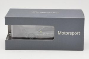 Mercedes C-Class C204 #8 R. Schumacher HWA DTM 2010 Minichamps 1:43 B66961414 Metaal — afbeelding 4 van 4