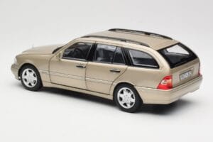 Mercedes C-Class T-Model W202 Smoke Silver Norev 1:18 183388 Metaal — afbeelding 7 van 8