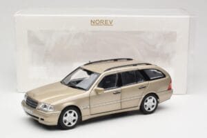 Mercedes C-Class T-Model W202 Smoke Silver Norev 1:18 183388 Metaal — afbeelding 8 van 8
