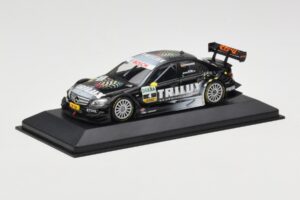 Mercedes C-Class W204 #4 Team AMG Mercedes R. Schumacher DTM 2009 Minichamps 1:43 400093904 Metaal — afbeelding 2 van 4