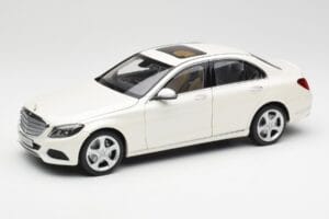 Mercedes C-Class W205 Diamond Wit Metallic Norev 1:18 B66960256 Metaal