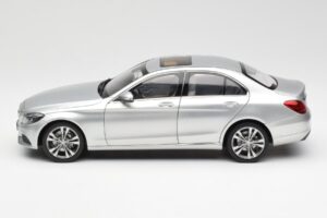 Mercedes C-Class W205 Iridium Zilver Metallic Norev 1:18 B66960253 Metaal — afbeelding 4 van 8