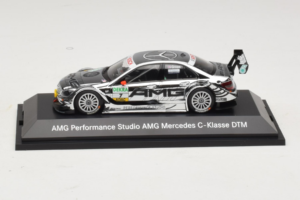 Mercedes C204 #7 J. Green DTM 2010 Minichamps 1:43 B66960137 Metaal