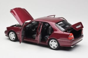 Mercedes AMG C36 W202 Almandine Rood Norev 1:18 B66040706 Metaal — afbeelding 5 van 8