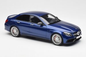 Mercedes AMG C63 S W205 Blauw GT Spirit 1:18 ZM044 Hars — afbeelding 4 van 6